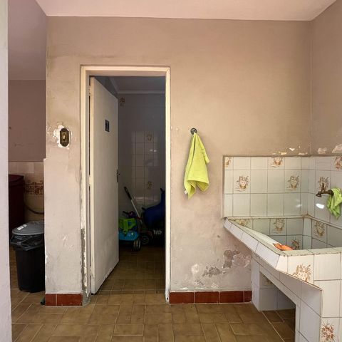 Casa à venda com 200m², 3 quartos e 3 vagas Casa à venda com 200m², 3 quartos e 3 vagasÁrea de Serviço