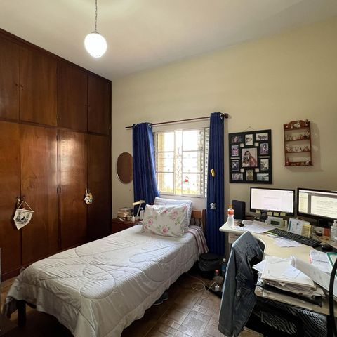 Casa à venda com 200m², 3 quartos e 3 vagas Casa à venda com 200m², 3 quartos e 3 vagasQuarto 2