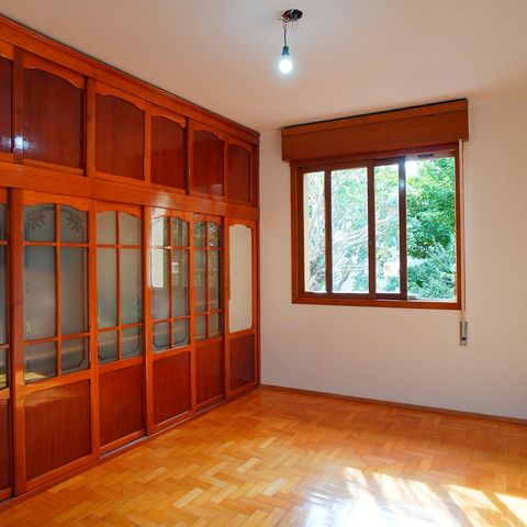 Casa à venda com 252m², 4 quartos e 2 vagasQuarto 3 - Segundo Andar