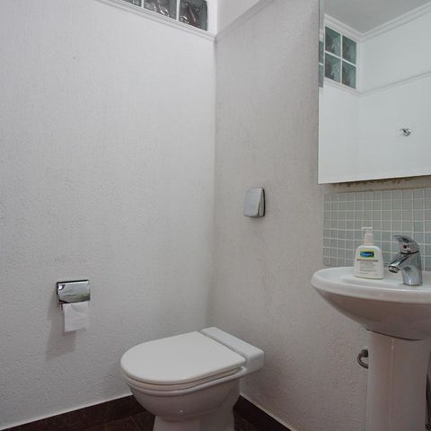 Casa à venda com 252m², 4 quartos e 2 vagasLavabo