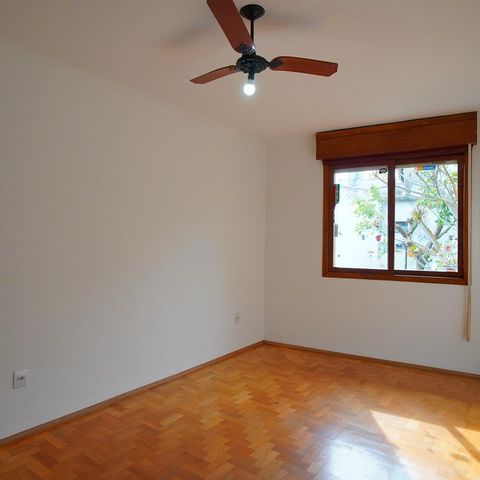 Casa à venda com 252m², 4 quartos e 2 vagasQuarto 2 - Segundo Andar