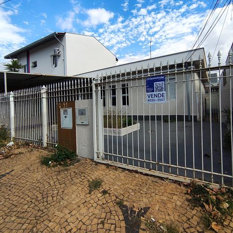 Casa à venda com 140m², 3 quartos e 1 vaga Casa à venda com 140m², 3 quartos e 1 vagaPlaca