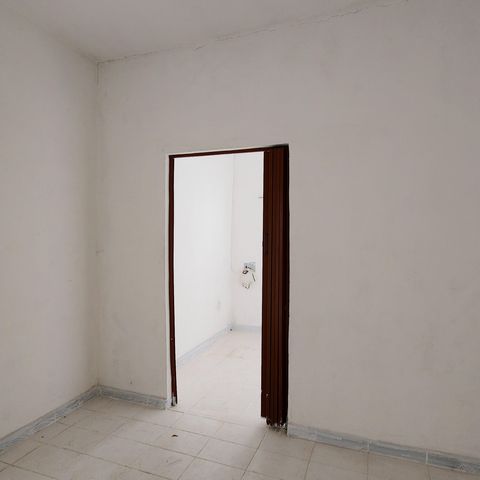 Casa à venda com 162m², 3 quartos e 3 vagas Casa à venda com 162m², 3 quartos e 3 vagasEdícula (Quarto)