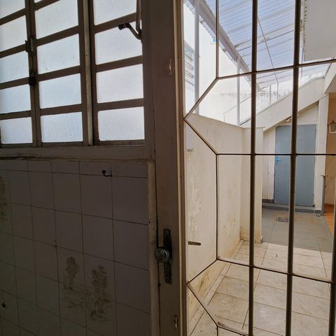 Casa à venda com 162m², 3 quartos e 3 vagas Casa à venda com 162m², 3 quartos e 3 vagasCozinha