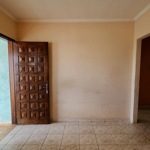 Casa à venda com 162m², 3 quartos e 3 vagas Casa à venda com 162m², 3 quartos e 3 vagasSala