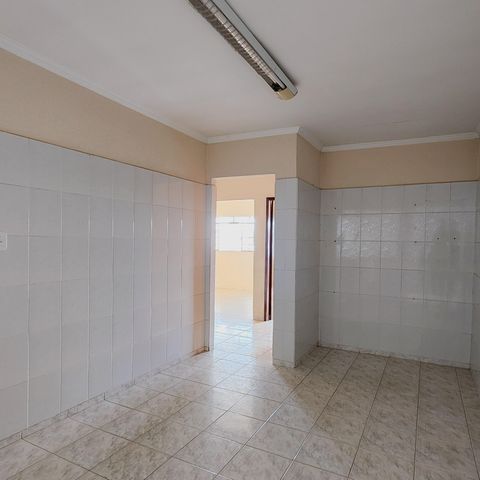 Casa à venda com 162m², 3 quartos e 3 vagas Casa à venda com 162m², 3 quartos e 3 vagasSala de Jantar