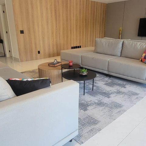 Casa à venda com 1072m², 6 quartos e 2 vagas Casa à venda com 1072m², 6 quartos e 2 vagasSala