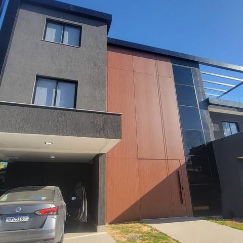 Casa à venda com 1072m², 6 quartos e 2 vagas Casa à venda com 1072m², 6 quartos e 2 vagasvista da Sacada