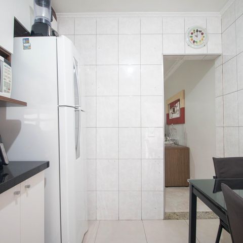 Casa à venda com 200m², 3 quartos e 2 vagas Casa à venda com 200m², 3 quartos e 2 vagasCozinha