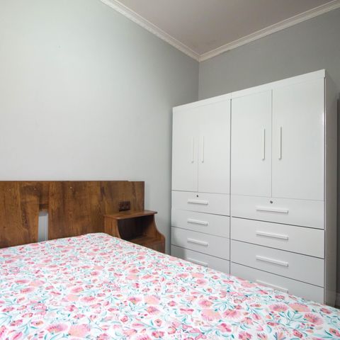 Casa à venda com 200m², 3 quartos e 2 vagas Casa à venda com 200m², 3 quartos e 2 vagasQuarto 3