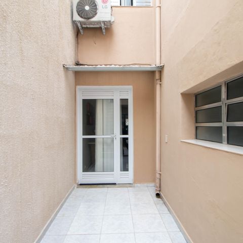 Casa à venda com 200m², 3 quartos e 2 vagas Casa à venda com 200m², 3 quartos e 2 vagasÁrea comum