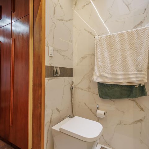 Casa para alugar com 256m², 4 quartos e 3 vagasBanheiro da Suíte