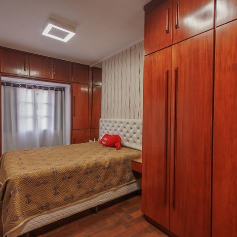Casa para alugar com 256m², 4 quartos e 3 vagasSuíte