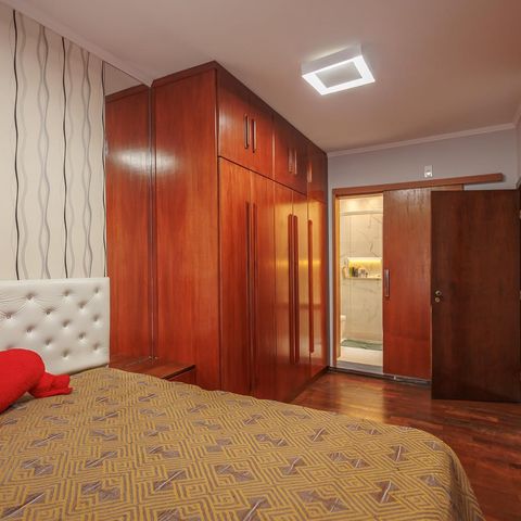 Casa para alugar com 256m², 4 quartos e 3 vagasSuíte