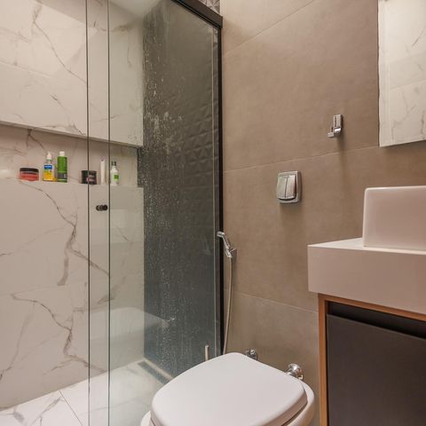 Casa para alugar com 256m², 4 quartos e 3 vagasBanheiro Corredor