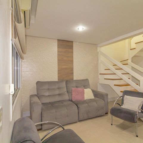 Casa de condomínio à venda com 88m², 3 quartos e 2 vagas Casa de condomínio à venda com 88m², 3 quartos e 2 vagasSala