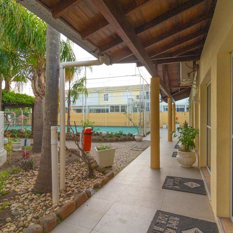 Casa de condomínio à venda com 88m², 3 quartos e 2 vagas Casa de condomínio à venda com 88m², 3 quartos e 2 vagasÁrea comum