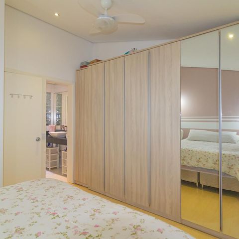 Casa de condomínio à venda com 88m², 3 quartos e 2 vagas Casa de condomínio à venda com 88m², 3 quartos e 2 vagasQuarto 1