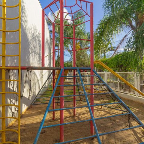 Casa de condomínio à venda com 88m², 3 quartos e 2 vagas Casa de condomínio à venda com 88m², 3 quartos e 2 vagasÁrea comum
