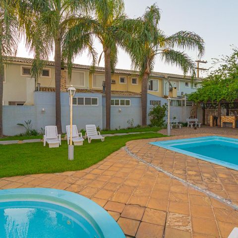 Casa de condomínio à venda com 88m², 3 quartos e 2 vagas Casa de condomínio à venda com 88m², 3 quartos e 2 vagasÁrea comum