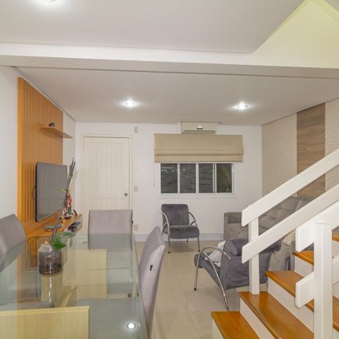 Casa de condomínio à venda com 88m², 3 quartos e 2 vagas Casa de condomínio à venda com 88m², 3 quartos e 2 vagasSala