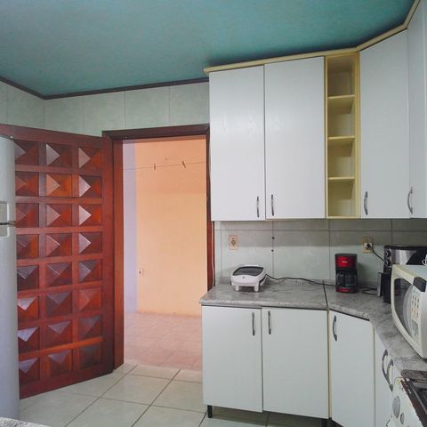 Casa à venda com 226m², 3 quartos e 3 vagasCozinha
