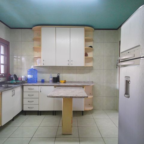 Casa à venda com 226m², 3 quartos e 3 vagasCozinha