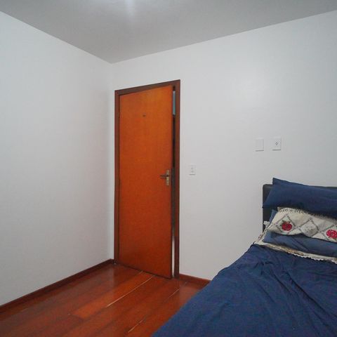 Casa à venda com 226m², 3 quartos e 3 vagasQuarto 2