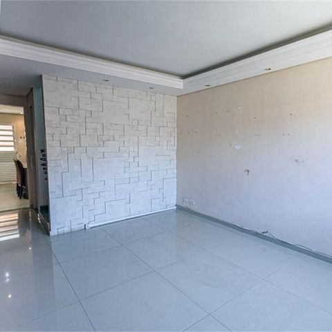 Casa à venda com 90m², 2 quartos e 1 vaga