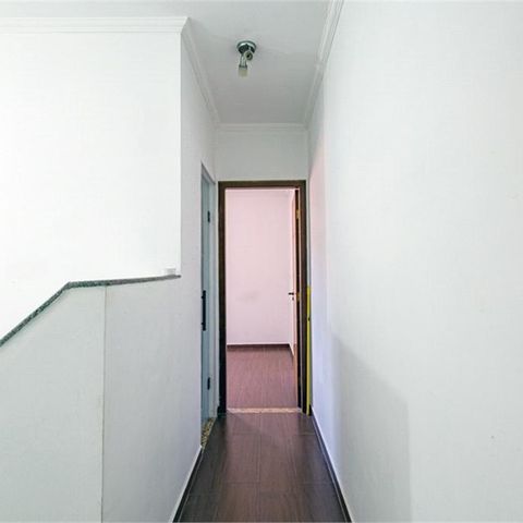 Casa à venda com 90m², 2 quartos e 1 vaga
