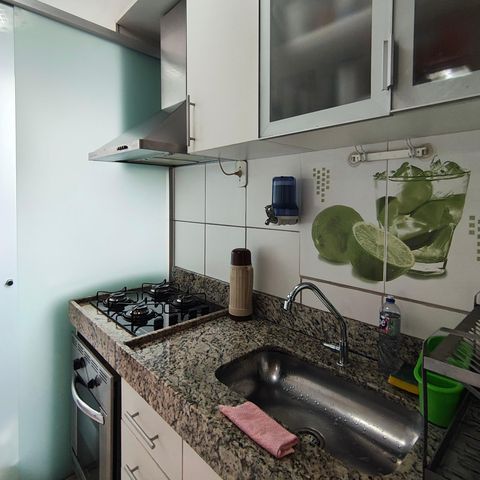 Apartamento à venda com 58m², 2 quartos e sem vaga Apartamento à venda com 58m², 2 quartos e sem vagaCozinha