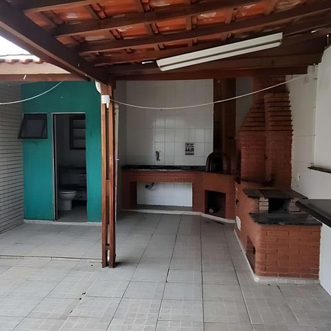 Casa à venda com 250m², 4 quartos e 6 vagas