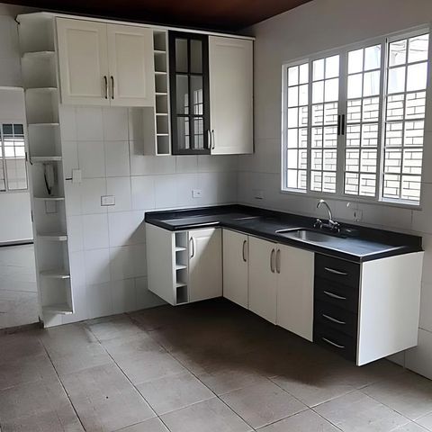 Casa à venda com 250m², 4 quartos e 6 vagas