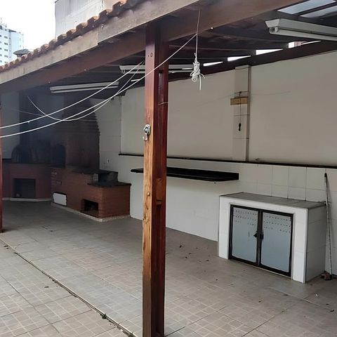 Casa à venda com 250m², 4 quartos e 6 vagas