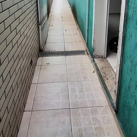 Casa à venda com 250m², 4 quartos e 6 vagas