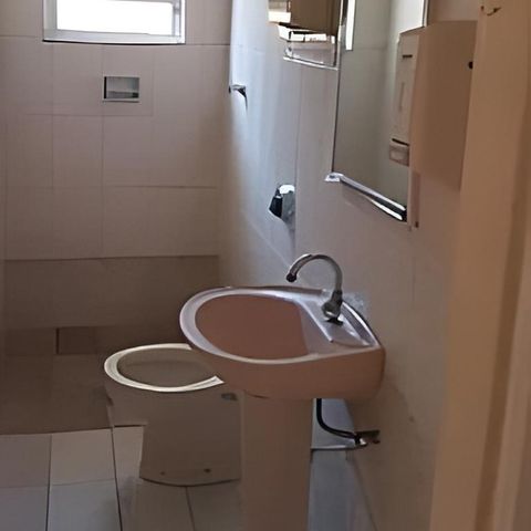 Casa à venda com 250m², 4 quartos e 6 vagas