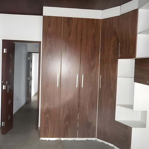 Casa à venda com 250m², 4 quartos e 6 vagas