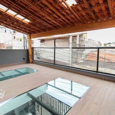 Casa à venda com 135m², 4 quartos e 1 vaga