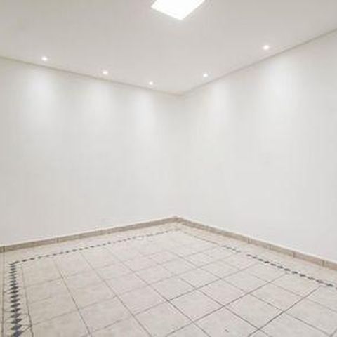Casa à venda com 135m², 4 quartos e 1 vaga