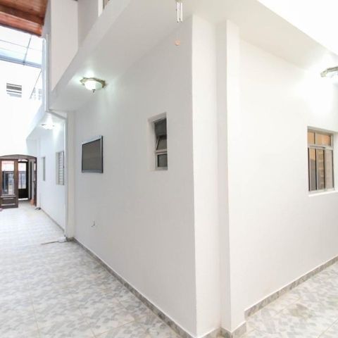 Casa à venda com 135m², 4 quartos e 1 vaga