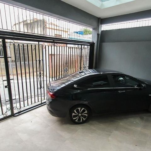 Casa à venda com 135m², 4 quartos e 1 vaga