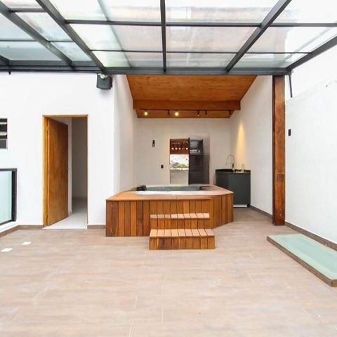 Casa à venda com 135m², 4 quartos e 1 vaga