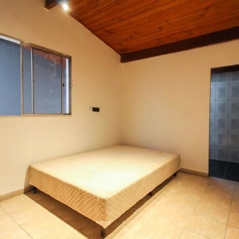 Casa à venda com 135m², 4 quartos e 1 vaga
