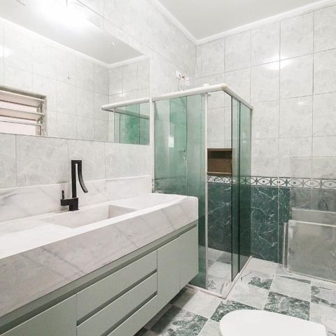 Casa à venda com 135m², 4 quartos e 1 vaga
