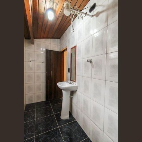 Casa à venda com 135m², 4 quartos e 1 vaga