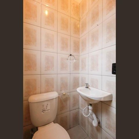 Casa à venda com 135m², 4 quartos e 1 vaga