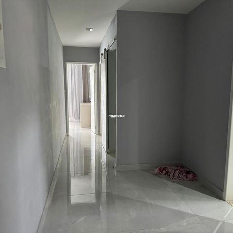 Casa de condomínio à venda com 300m², 4 quartos e 4 vagas