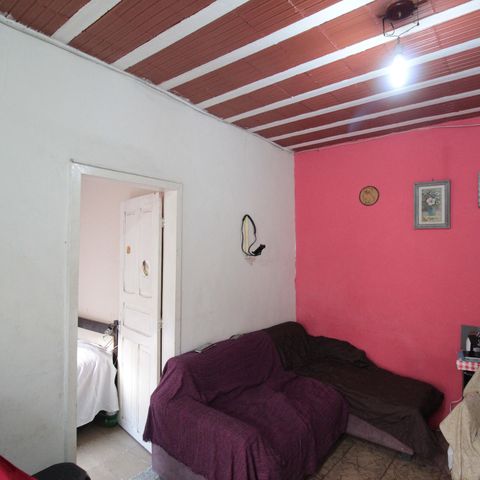 Casa à venda com 105m², 3 quartos e 1 vagaSala