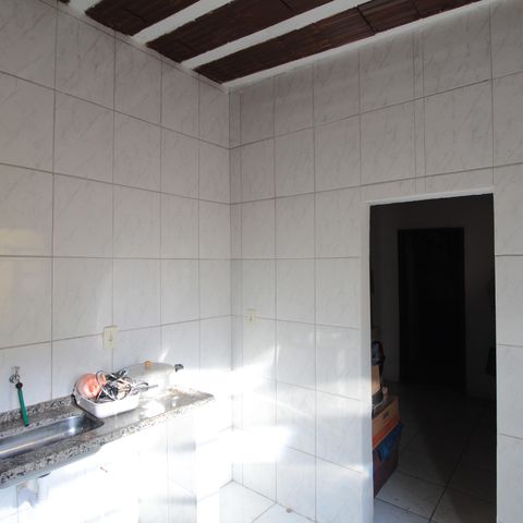 Casa à venda com 105m², 3 quartos e 1 vagaEdícula