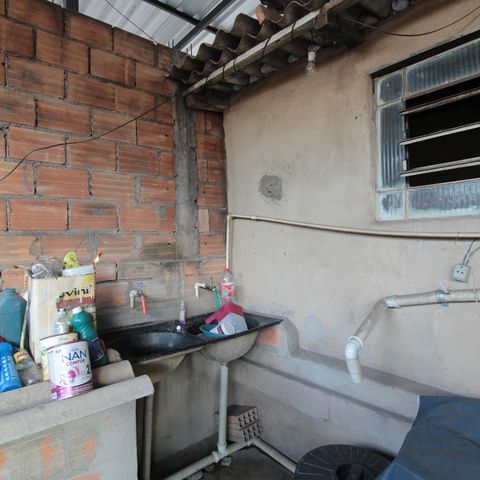 Casa à venda com 105m², 3 quartos e 1 vagaÁrea de Serviço